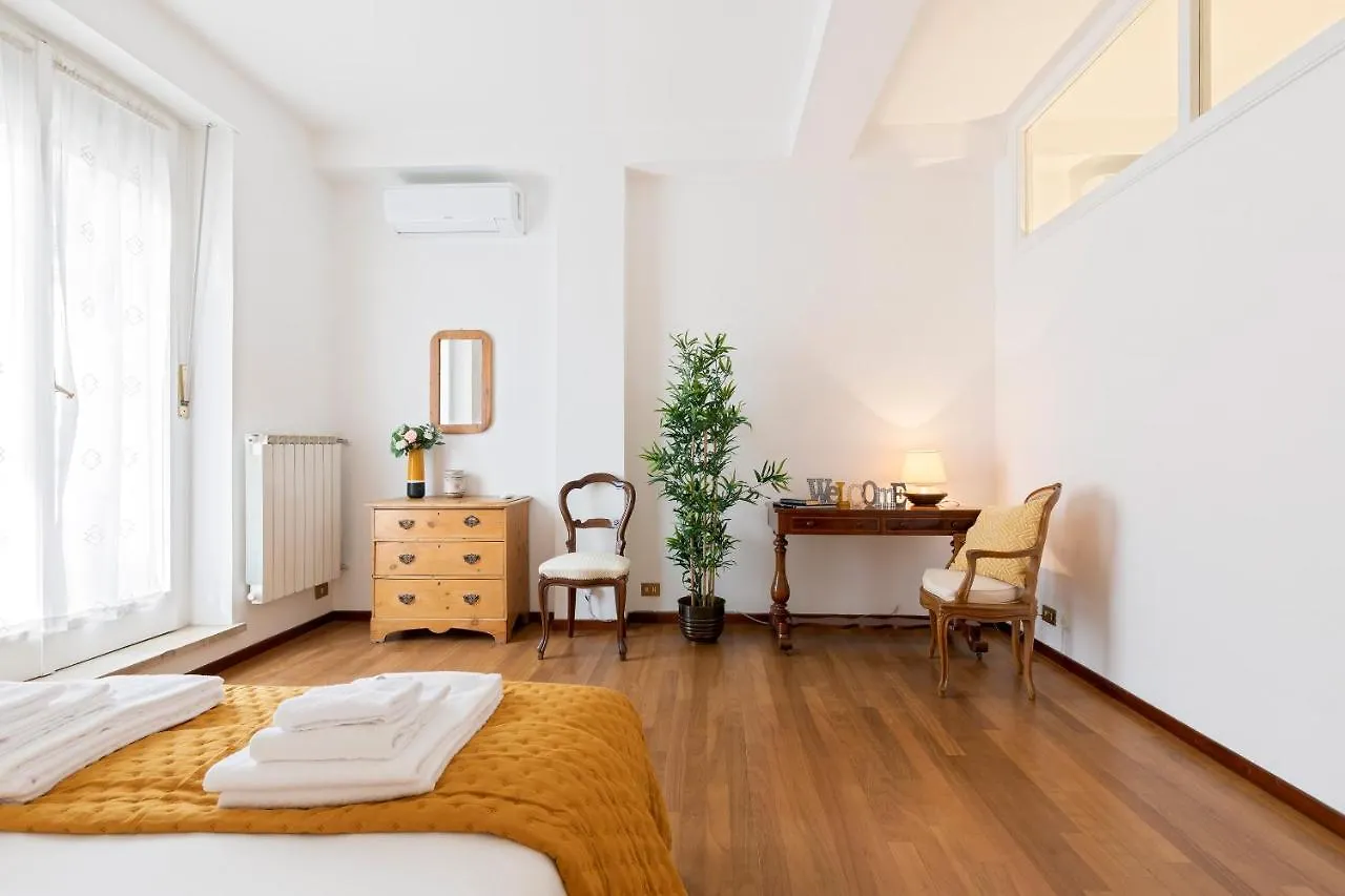 Rome As You Feel - Zoccolette Apartment In Campo De Fiori