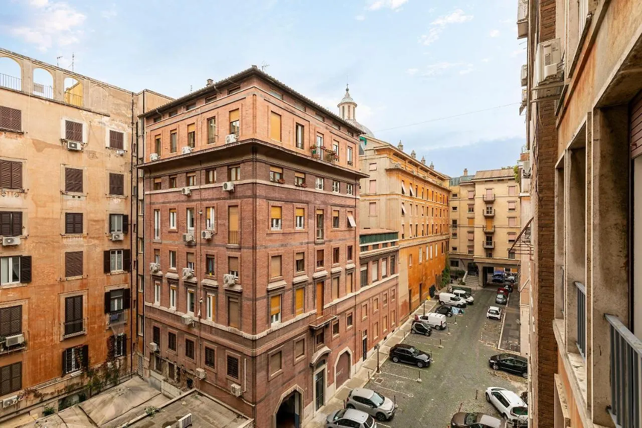 Rome As You Feel - Zoccolette Apartment In Campo De Fiori